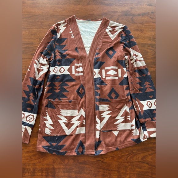 Sweaters - Aztec Print Open Cardigam